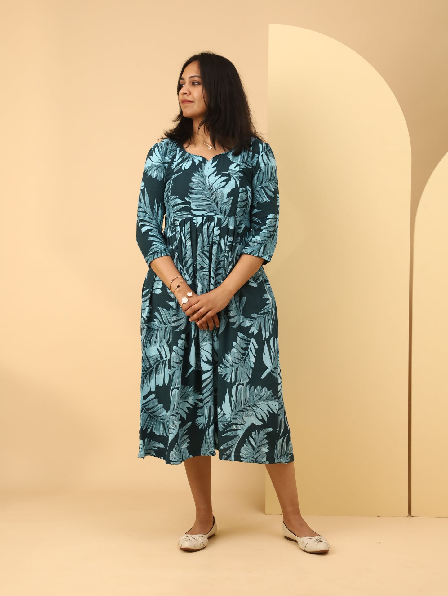 Tropical Leaf Print Empire Waist Maxi Dress